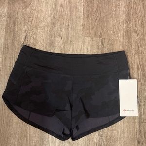 Lululemon NWT Speed Up Short 2.5” Lined